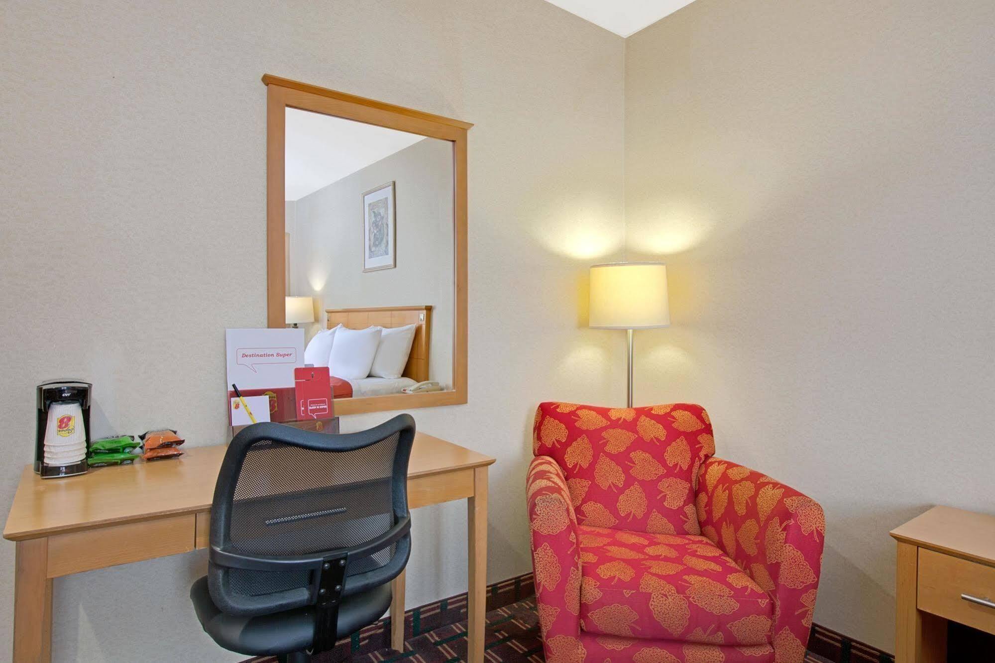 Super 8 Jfk Airport Nyc Hotel New York