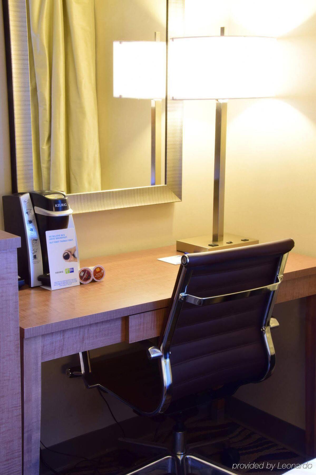 Express Brooklyn By Ihg 3*