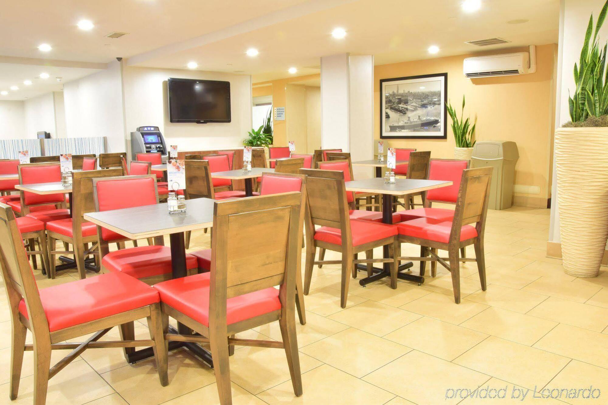 Hotel Express Brooklyn By Ihg 3*