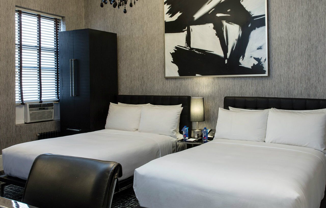 Square At Times Square