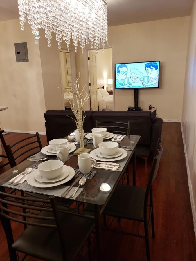 Apartment Brooklyn 3 Bedroom 1 Bathroom 8 Minutes To Subway 30 Minutes To Manhattan *