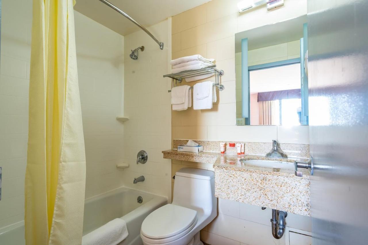 Airport Plaza Jfk Airport Hotel