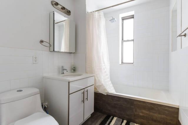 Beautiful In Newly Renovated Apt Privatunterkunft