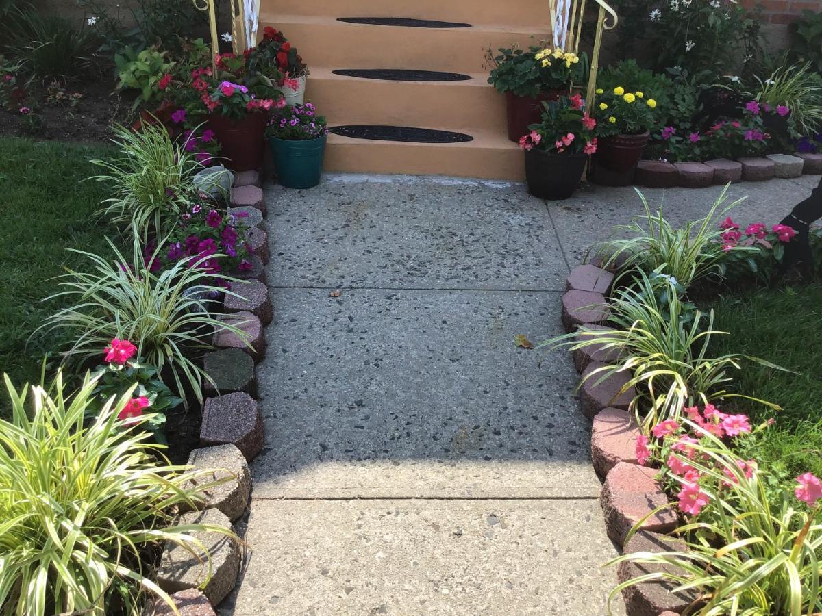 Beautiful Near Jfk And Close To Laguardia Airports