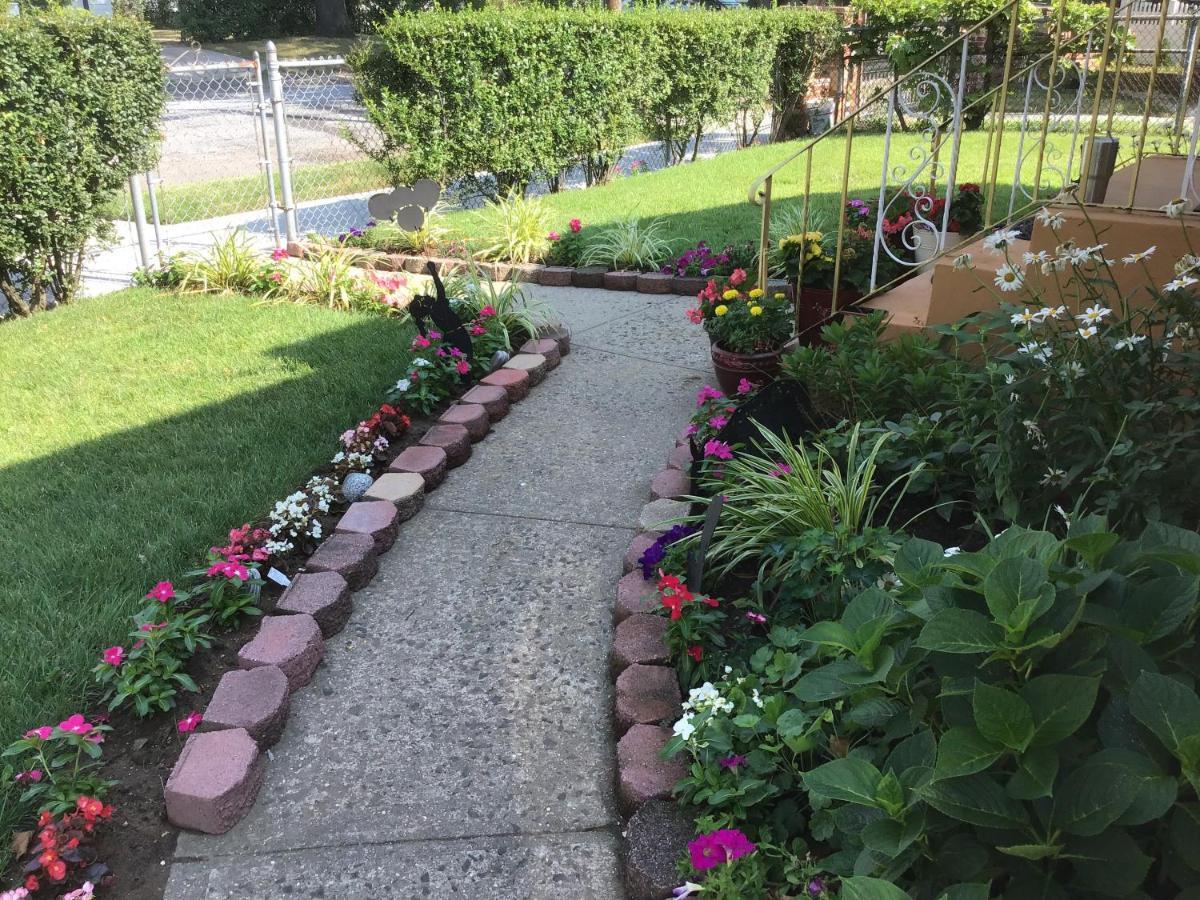 Beautiful Near Jfk And Close To Laguardia Airports New York