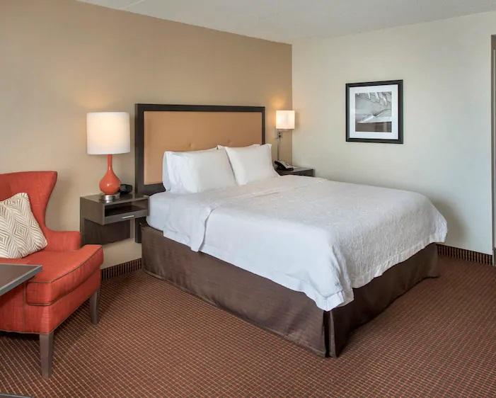 Hampton Ny-jfk Hotel 3*