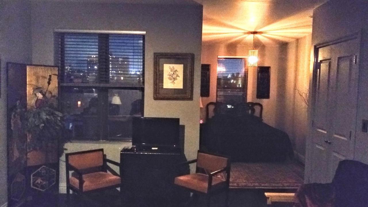 The Gallery House Hotel 2*