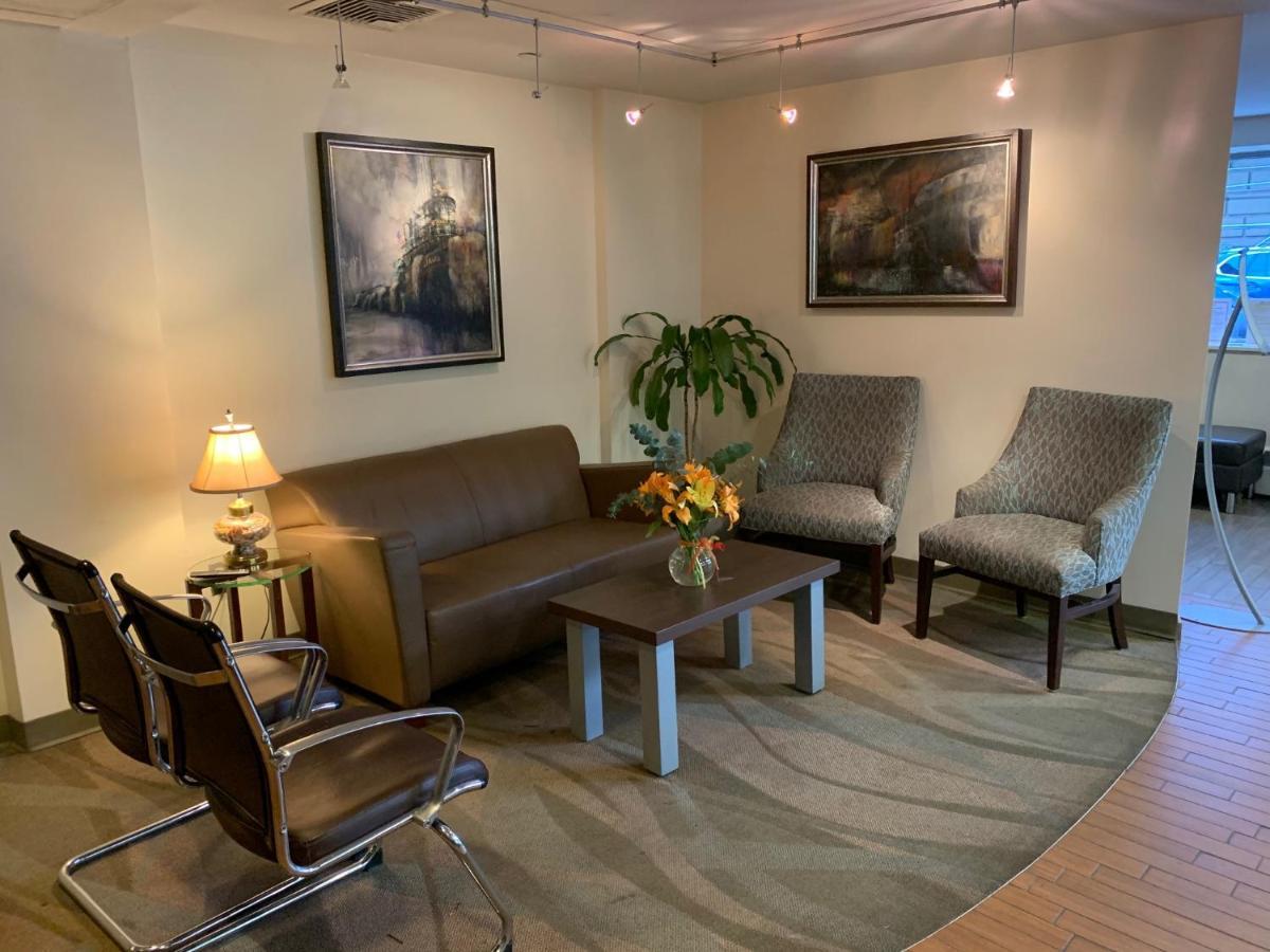 Seafarers International House 2*