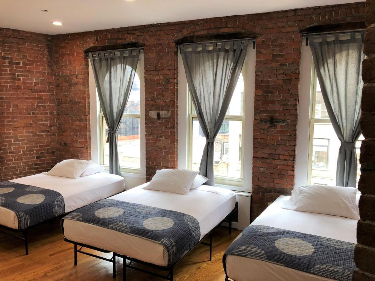 Midtown Manhattan Apartment