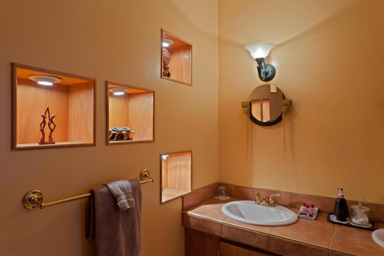 Akwaaba Mansion Bed & Breakfast New York