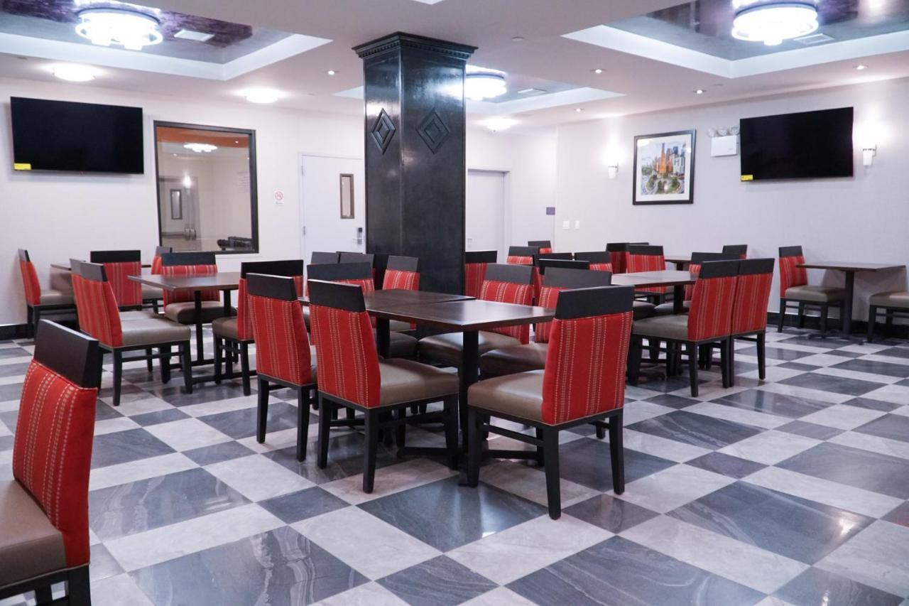 Lotus Blu & Hotel New York