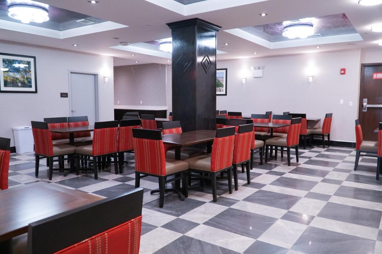 Hotel Lotus Blu & 3*