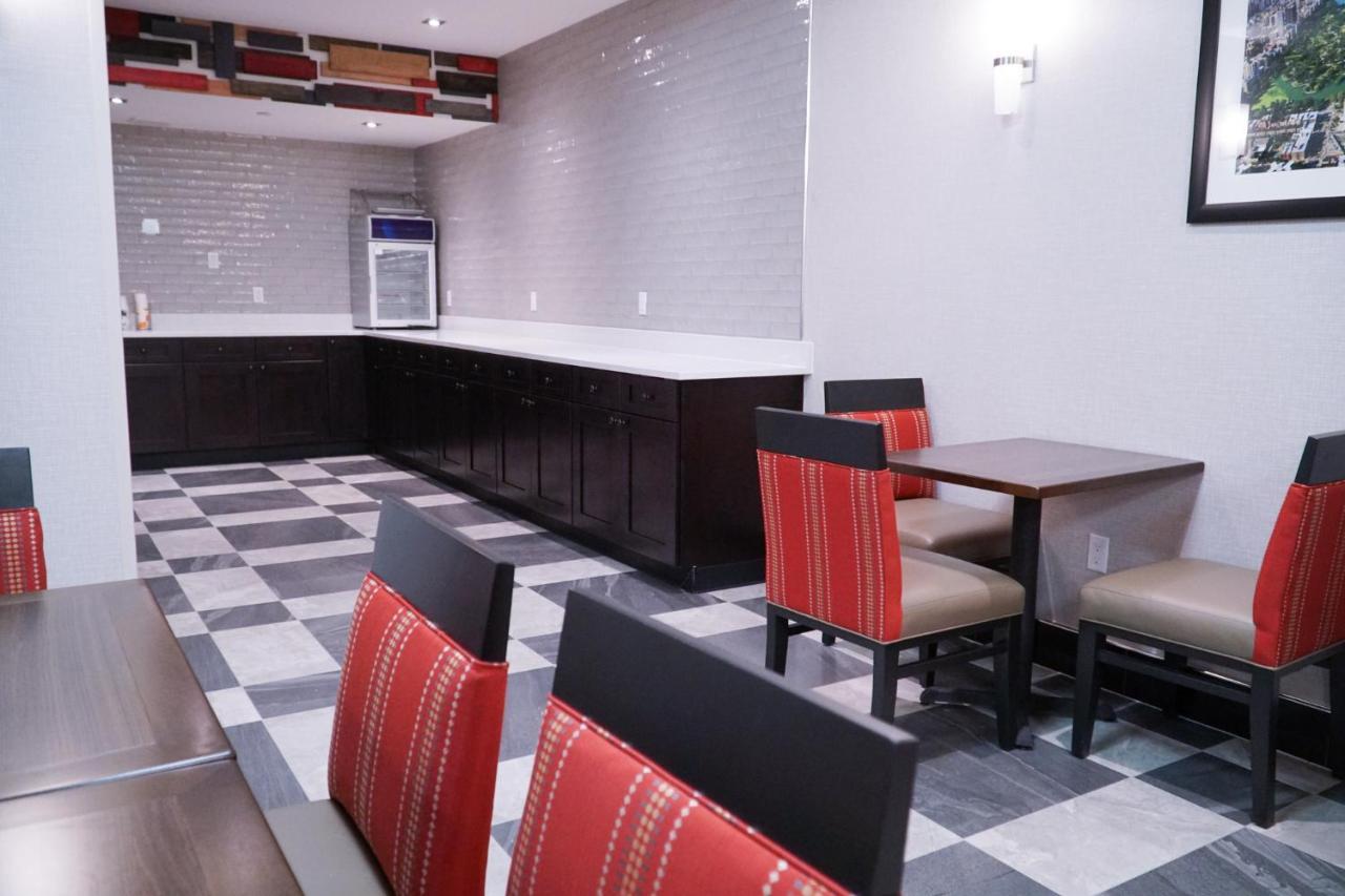 Hotel Lotus Blu & 3*