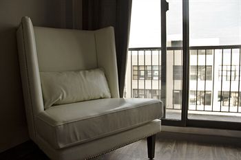 Hotel Vetiver / Manhattan Skyline 3*