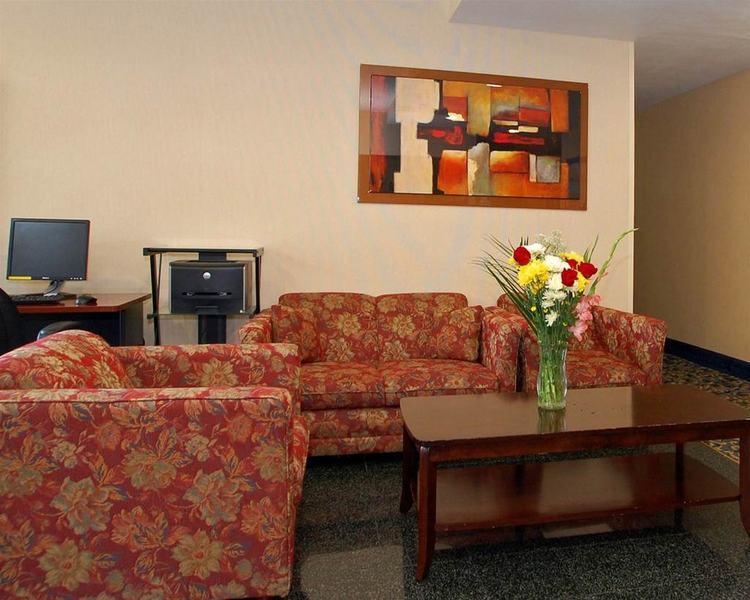 Hotel Comfort Jfk Airport 2*