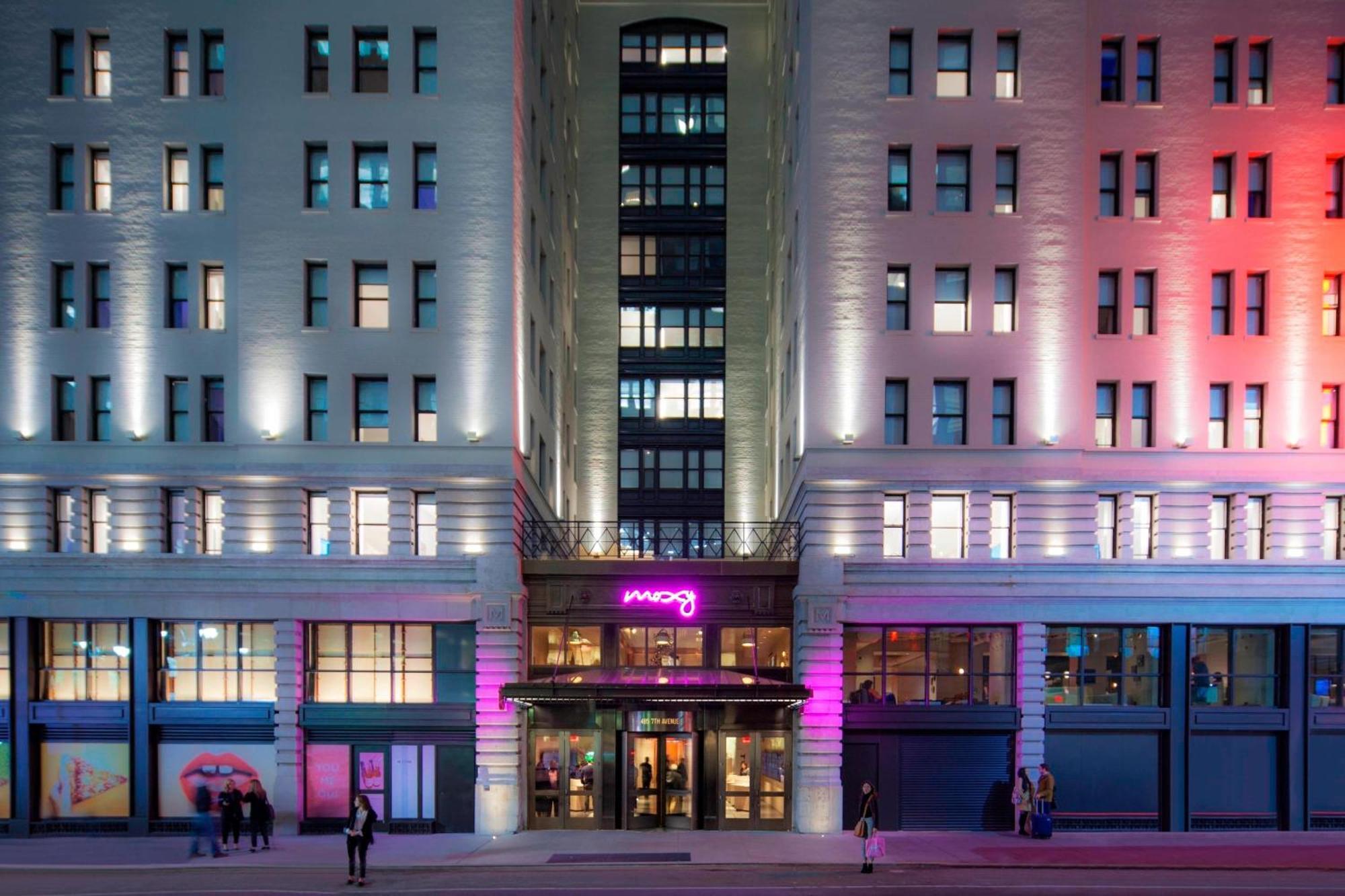 Moxy Nyc Times Square 3*