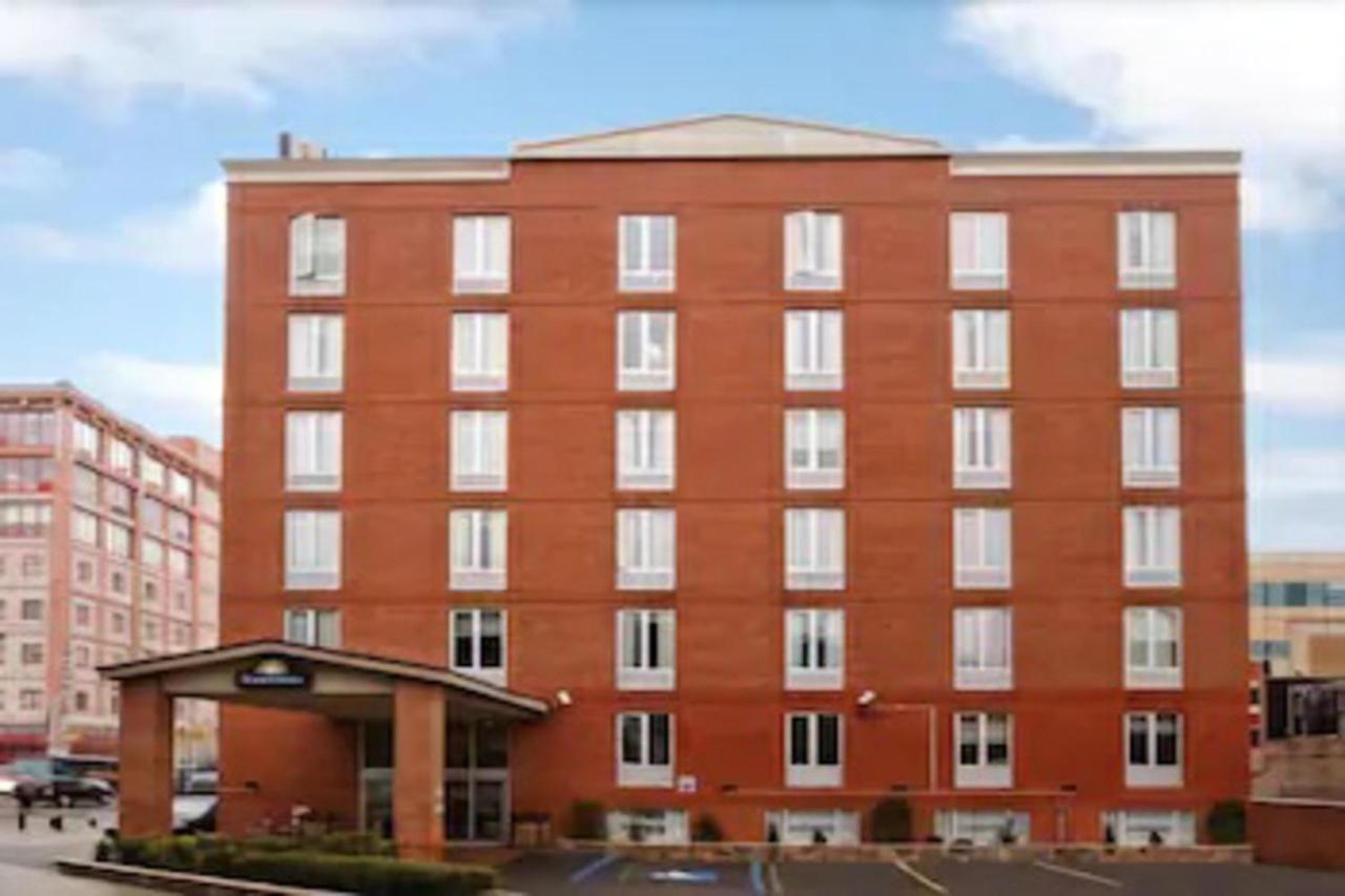 Days By Wyndham Long Island 3*