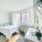 Cozy Apartment, Hell\'S Kitchen!!