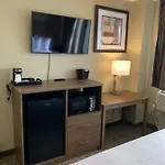 Hotel Astoria Delancy & 3*