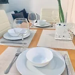 Cozy Apartment, Hell\'S Kitchen!!