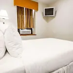 Hotel Econo Times Square 2*
