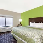Days & By Wyndham Jamaica Jfk Airport Hotel 2*