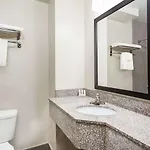 Hotel Days & By Wyndham Jamaica Jfk Airport 2*