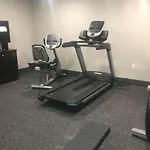 Hotel Wingate By Wyndham Jfk Airport, Far Rockaway Ny New York