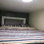 Private Room In A Shared Apartment 15 Minutes To Times Square!