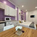 And The City, Empire State Building Apartment *