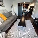 Cozy 1 Bedroom With Outdoor Patio Space