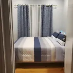 Guest house Located 10 Minutes From Jfk Airport *
