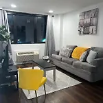 Cozy 1 Bedroom With Outdoor Patio Space * New York