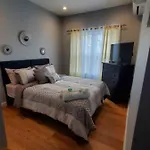Located 10 Minutes From Jfk Airport * New York