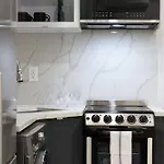 78-1B New 1Br Prime Ues Wd In Unit Best Value