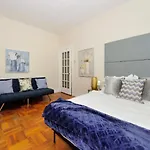 Two Bedroom Apartment With Great Location In Nyc