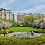 Central Park On 5Th Ave