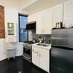 Stunning Emerald 2 Bedroom