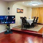 18 Min 2 Time Square Manhattan 3 Bedroom 1.5 Bath