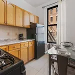 Exotic 2Br At Midtown West