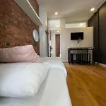 Apartment And The City, Empire State Building *