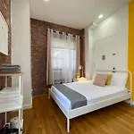 Apartment And The City, Empire State Building