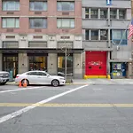 Midtown West 2Br W Doorman Gym Wd Nr Times Sq Nyc-1067