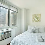 Exclusive 2Br Apartment At Columbus Circle