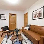 Fully Furnished Two Bedroom Apartment In Nyc