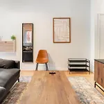 Furnished Apartment 223 Hells Kitchen