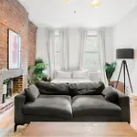 Furnished Apartment 223 Hells Kitchen