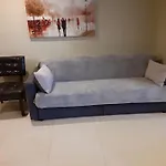 Comfortable And Neat 2 Bdr Apartment In Brooklyn