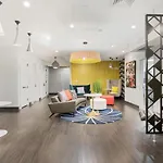 Exclusive Studio On Wall St Pet-Friendly Gym