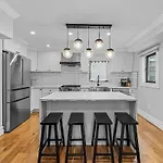 Private Hot Tub-Private Gated Sailor Moon House In Williamsburg W Gym